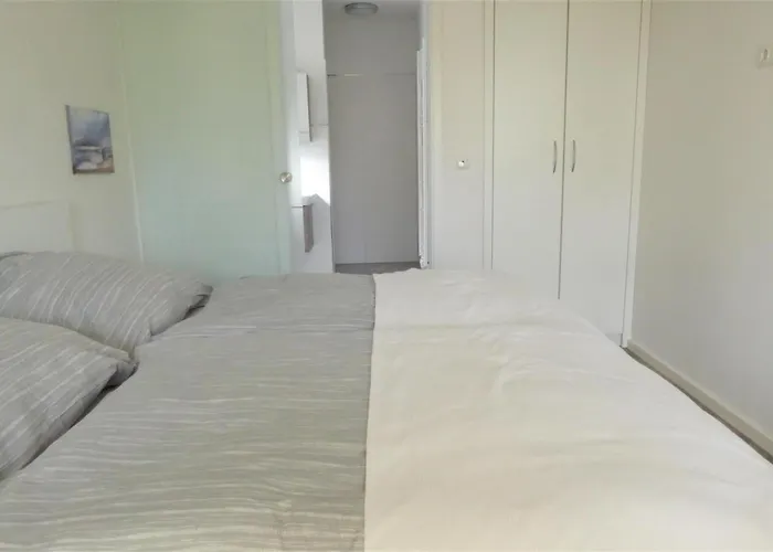 Apartman Friesland 4, Am Alten Deich 26 6 *